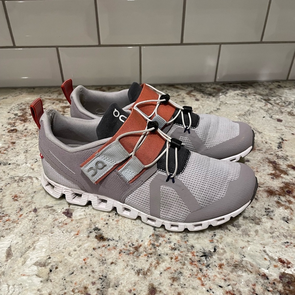 Women’s On running shoes